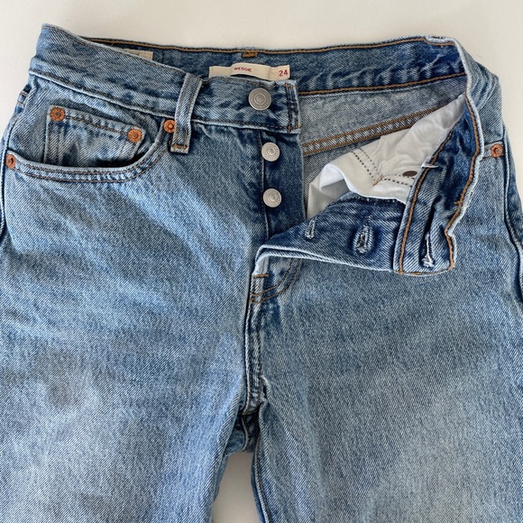 SOLD Levis Button Fly Wedgie Jeans - Picture 2 of 6